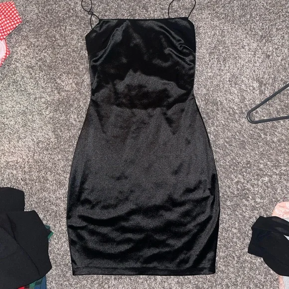 windsor backless dress Backless Dresses | Low Back & Open Back Dresses